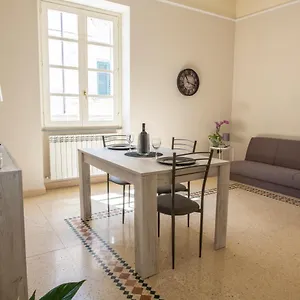 Corner Cavour Apartamento Sassari